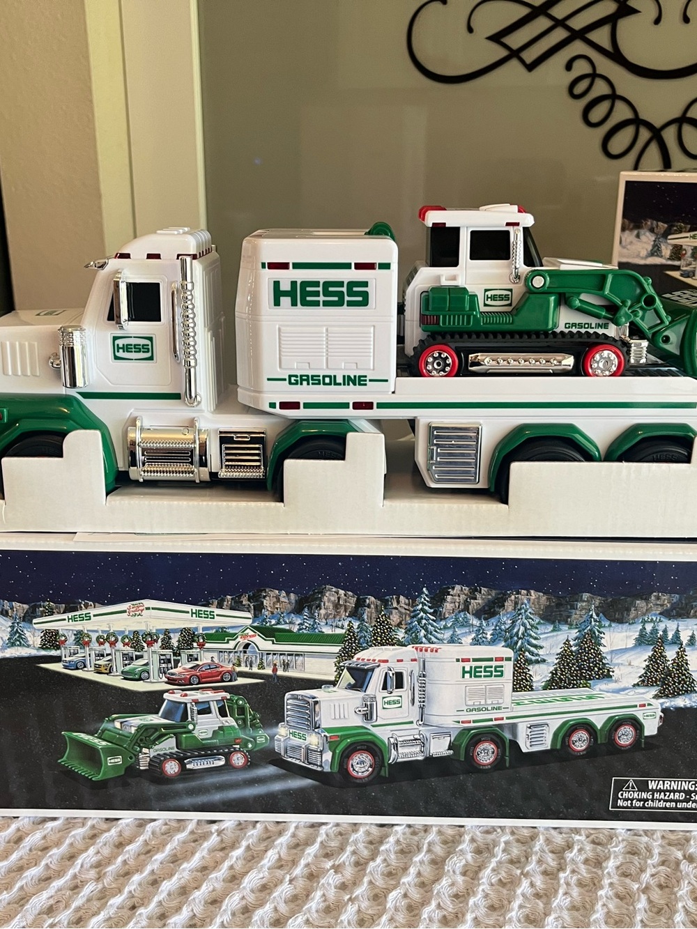 Vintage 2013 Hess Truck with Motorized Tractor Loader Lights & Sounds NIB 531